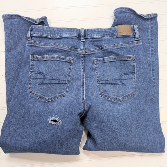 AEO Ripped Mom Jean - Picture 3 of 5